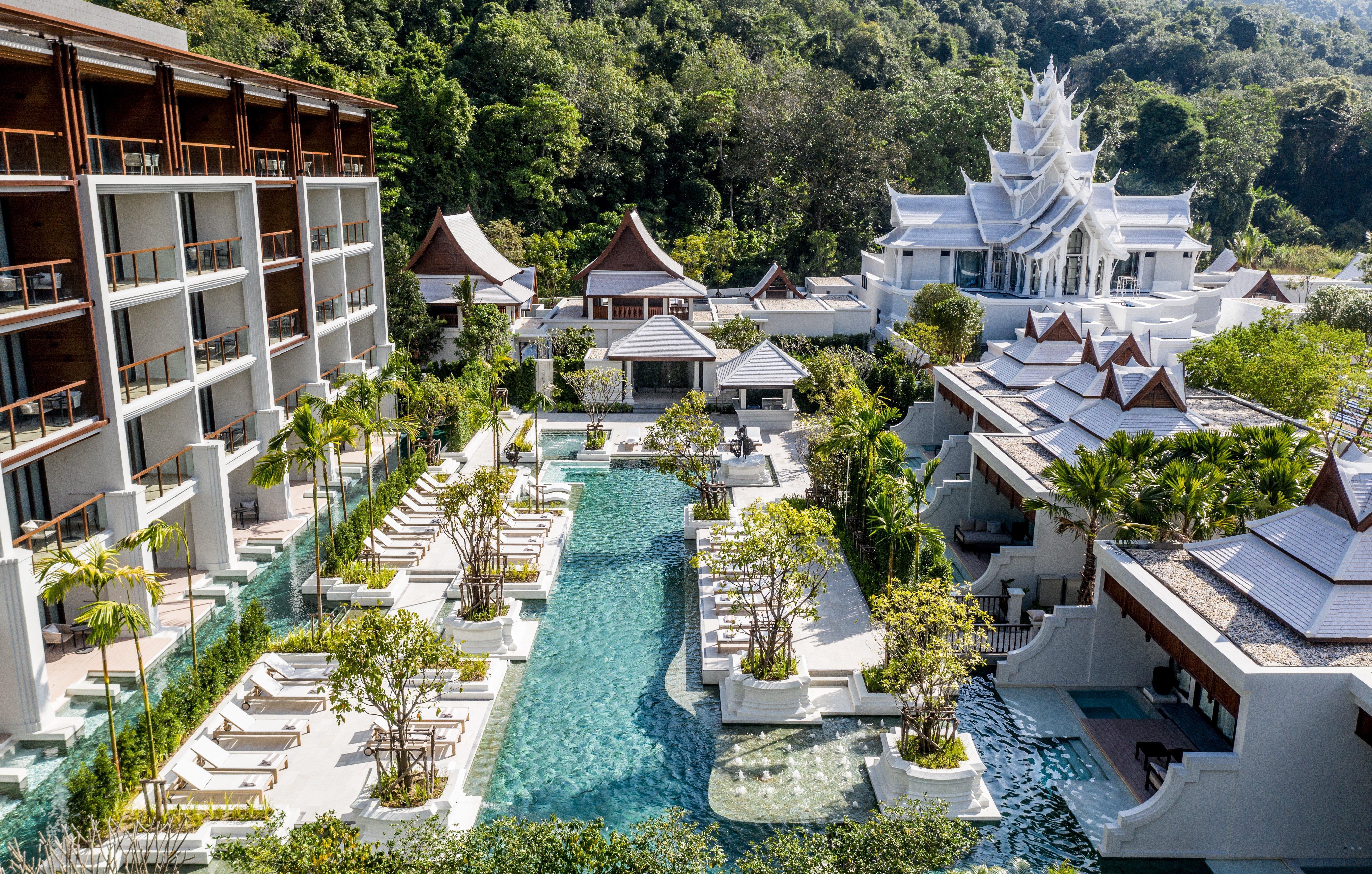 Intercontinental Phuket Resort By Ihg Kamala Beach Exteriör bild The Village
