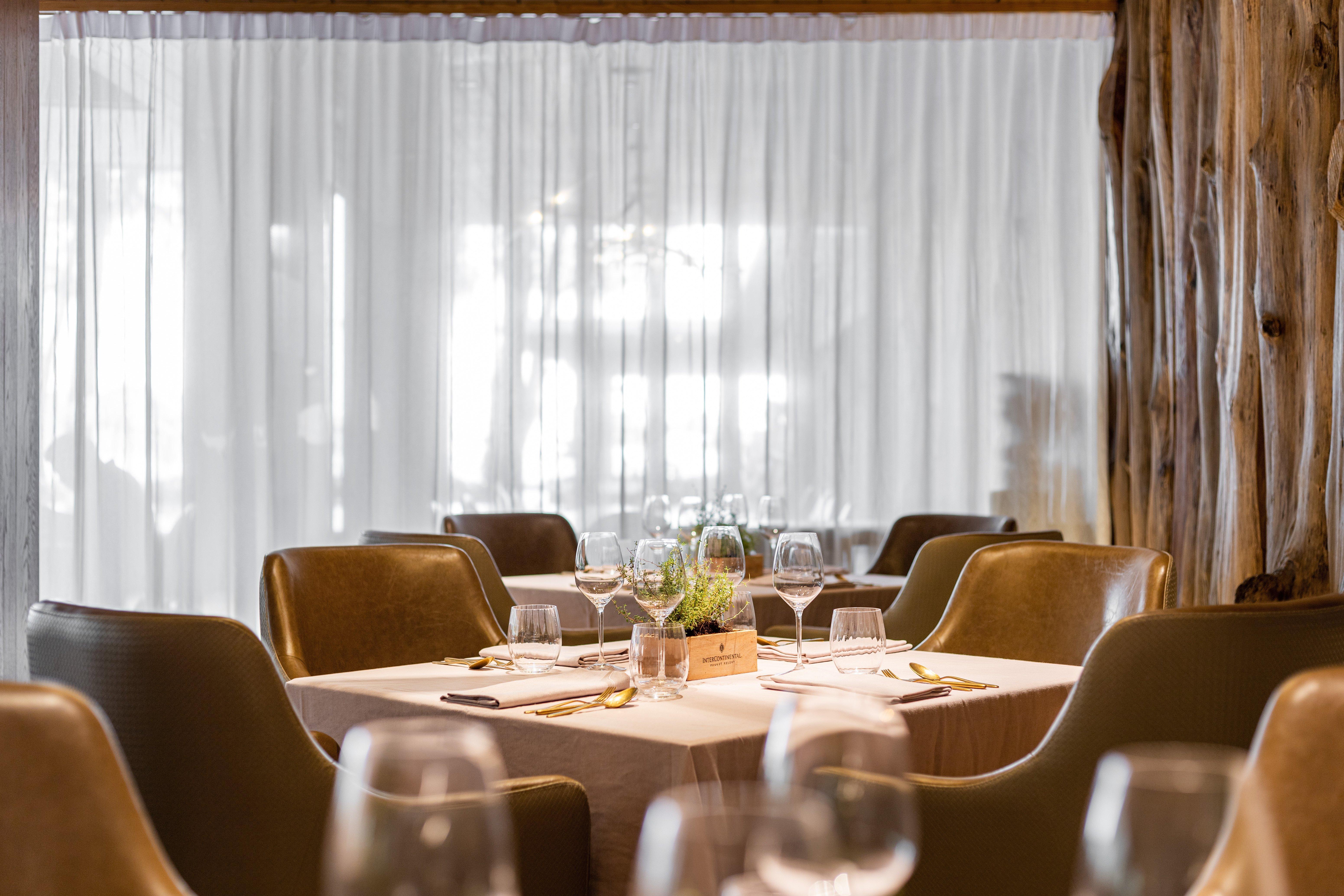 Intercontinental Phuket Resort By Ihg Kamala Beach Exteriör bild Restaurant