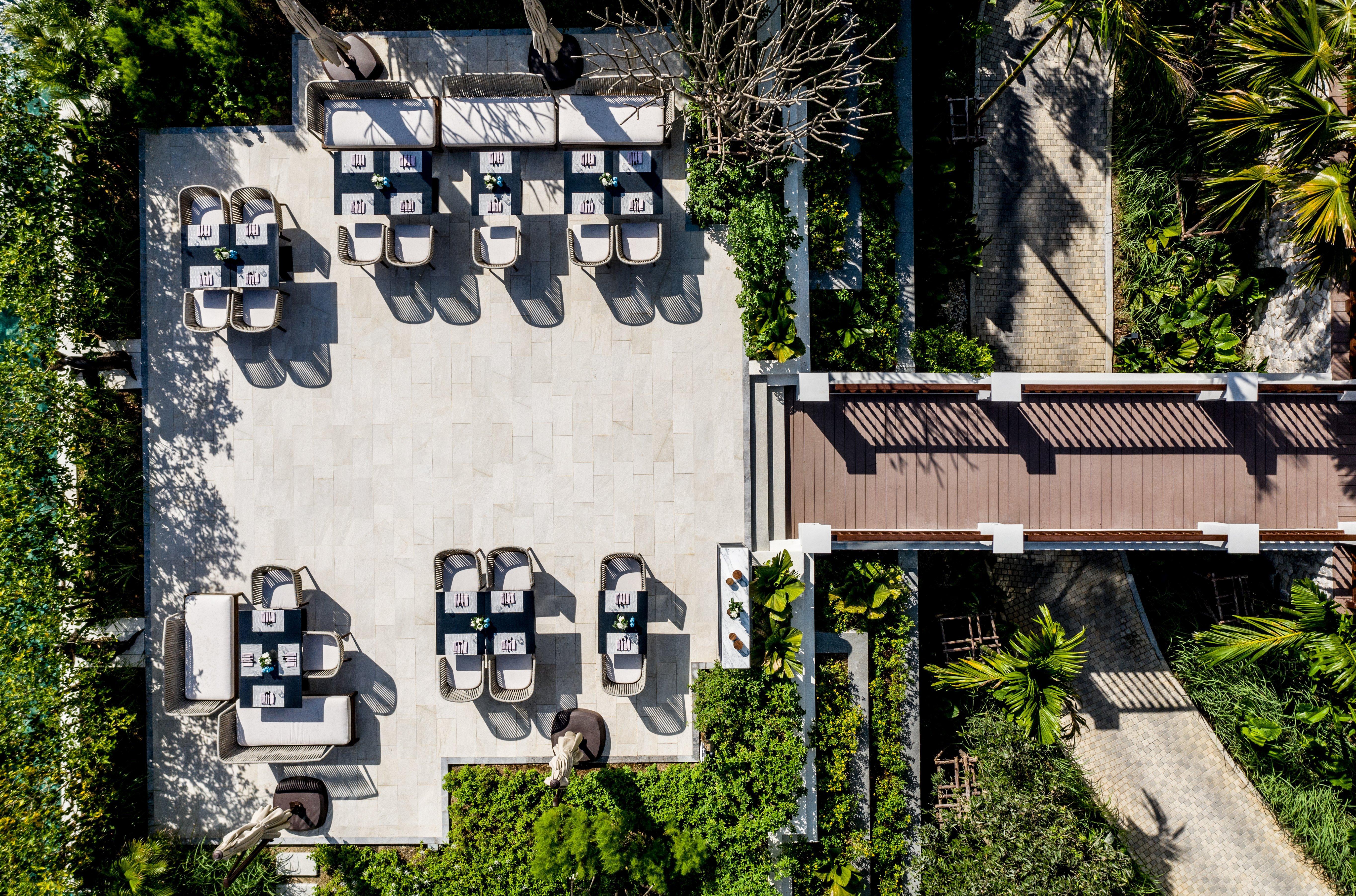 Intercontinental Phuket Resort By Ihg Kamala Beach Exteriör bild Aerial view of the restaurant