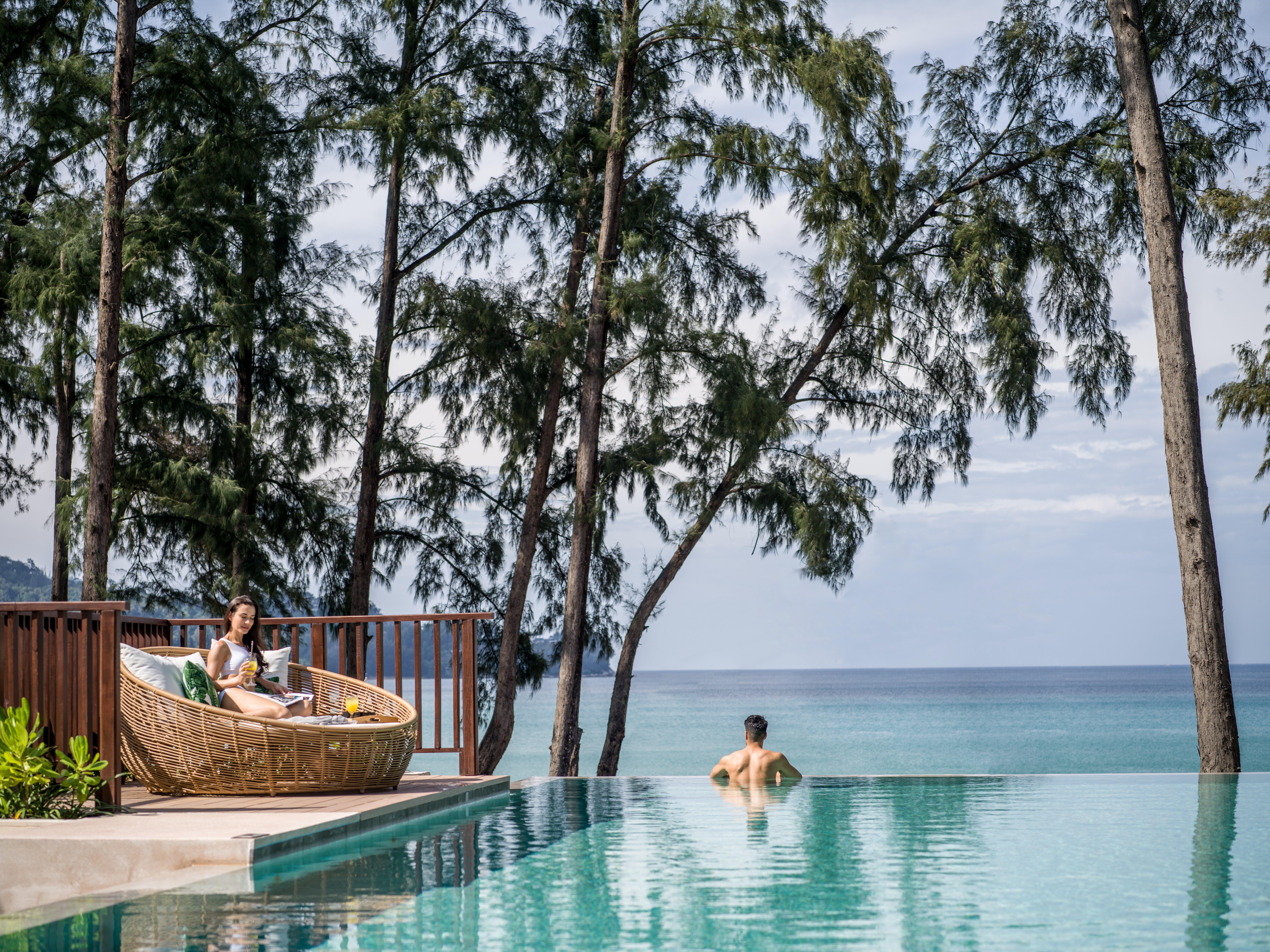 Intercontinental Phuket Resort By Ihg Kamala Beach Exteriör bild The resort's infinity pool